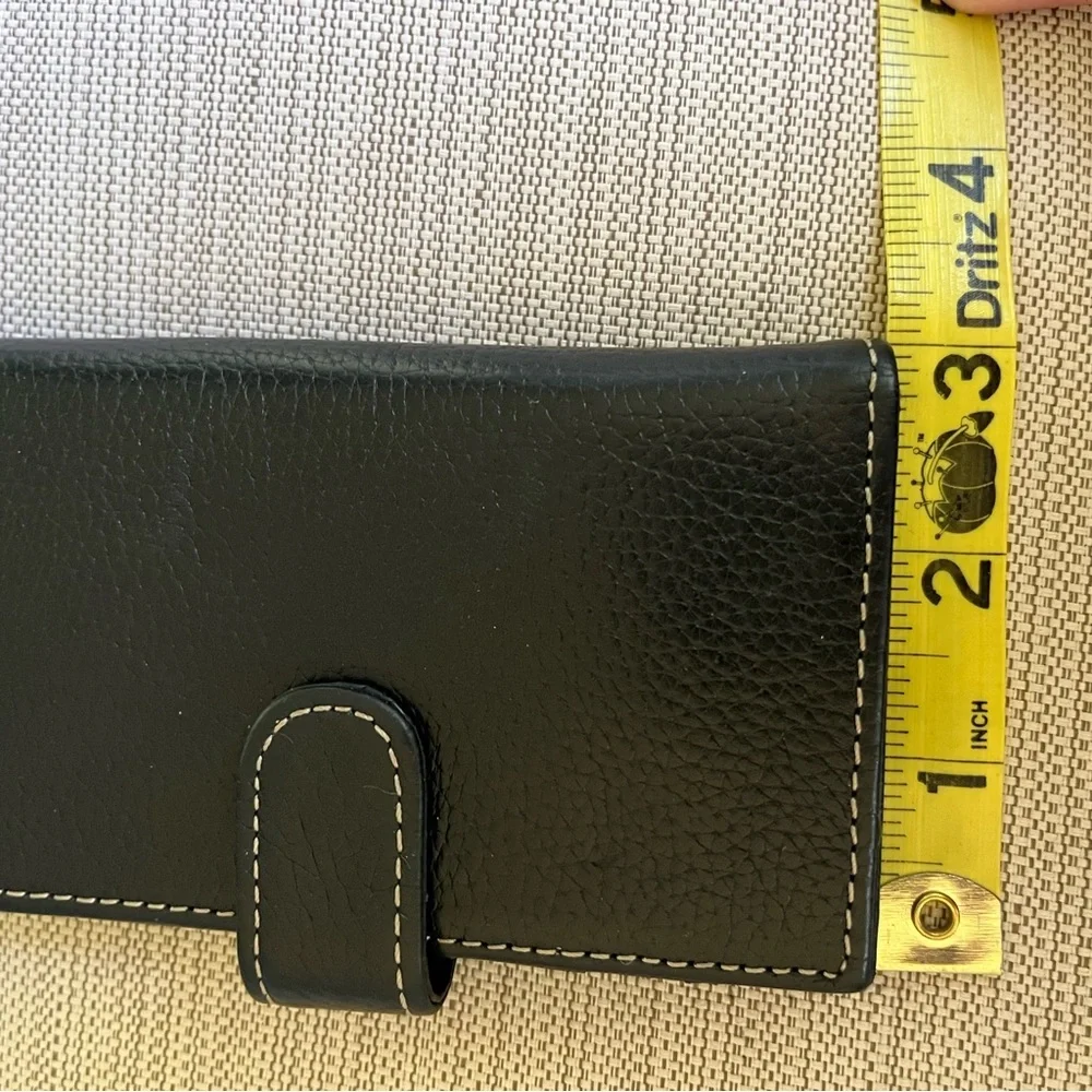 Safe Keeper Black Leather Wallet Card Holder ID Slot Snap Closure Holds 10 Cards